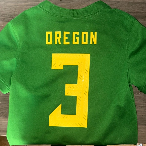 Nike Oregon Ducks Kids Jersey - Picture 5 of 7
